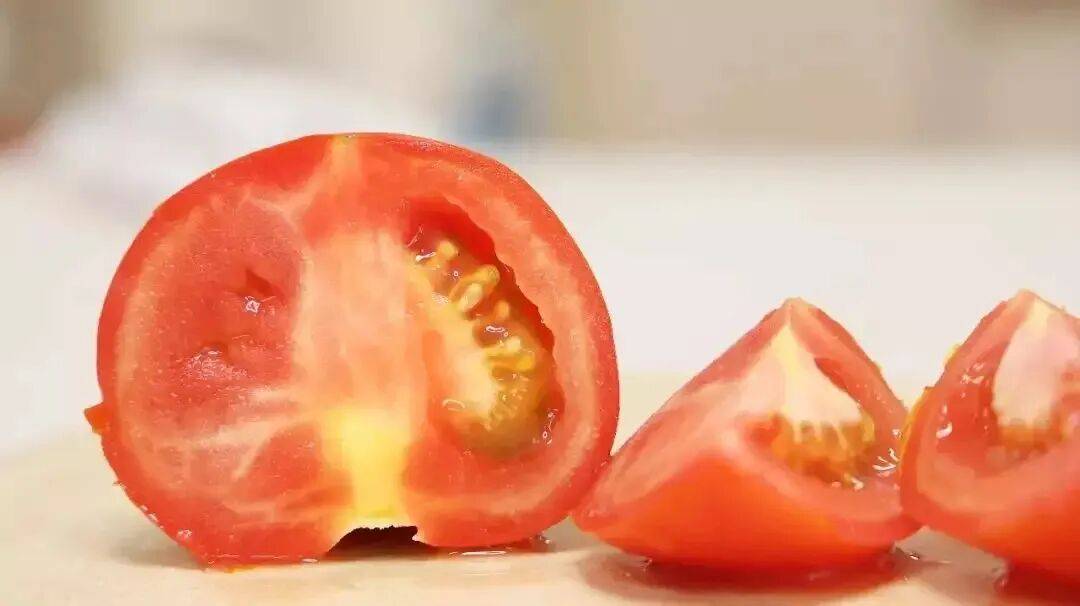 @所有女性！不想老的快，那麼這幾樣食物一定要多吃！