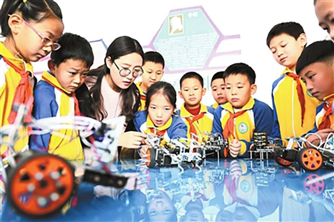 劉偉：警惕創新口號下的教育空心化—— 中小學雙基教育與創新教育協同發展的理性思考