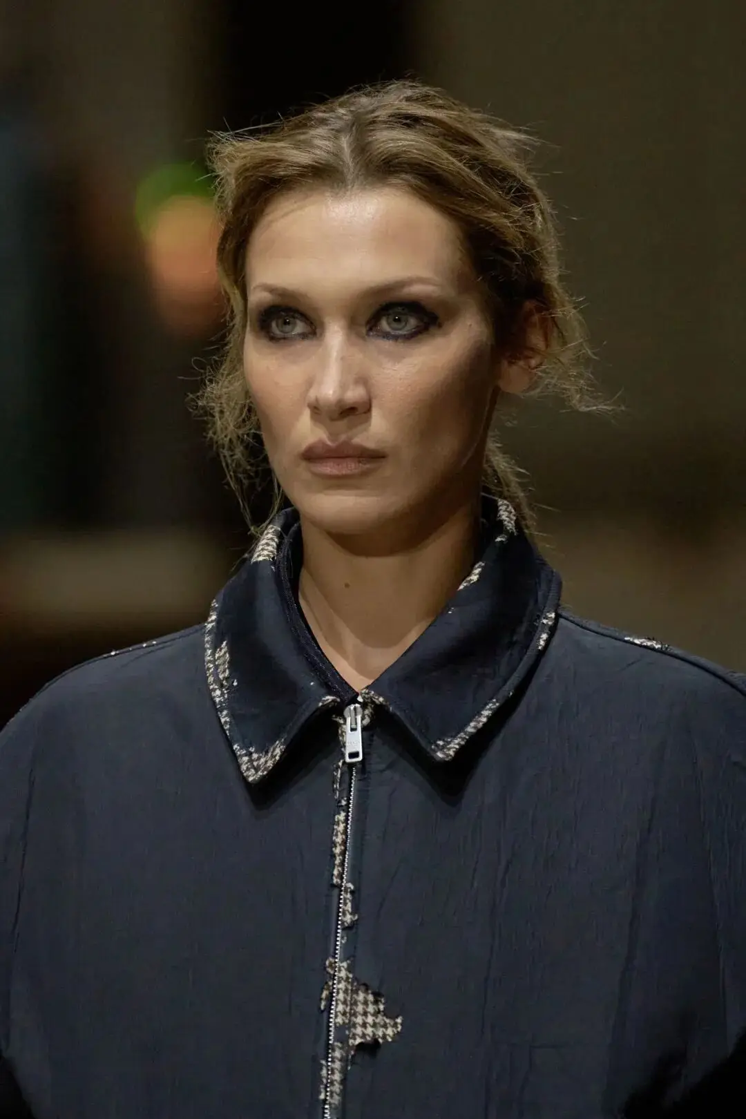 十五位女性，六十套造型，Prada 如何理解穿著