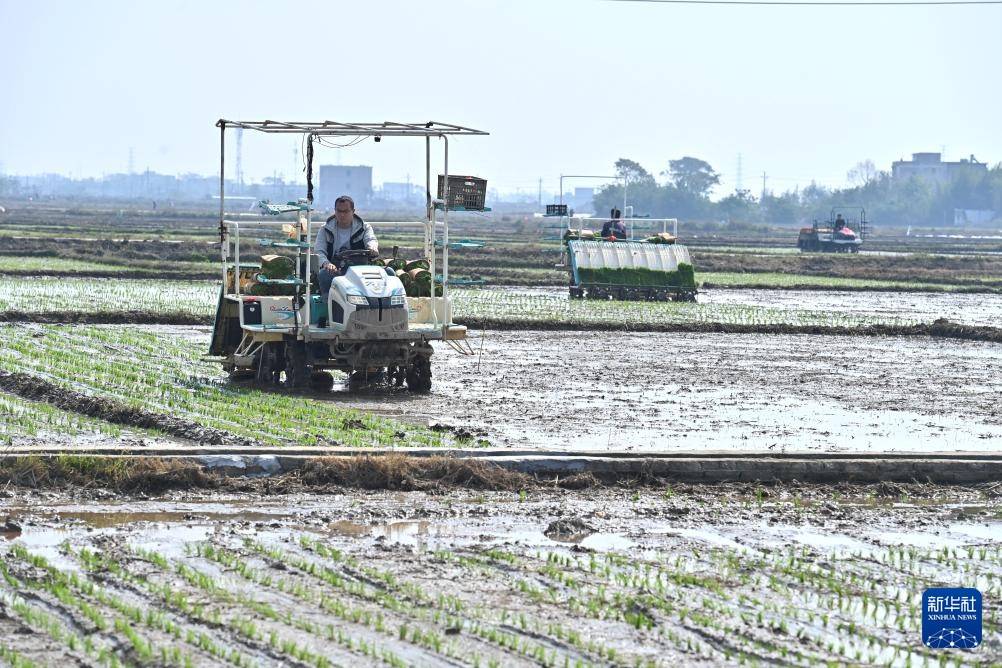 春耕“科技範”