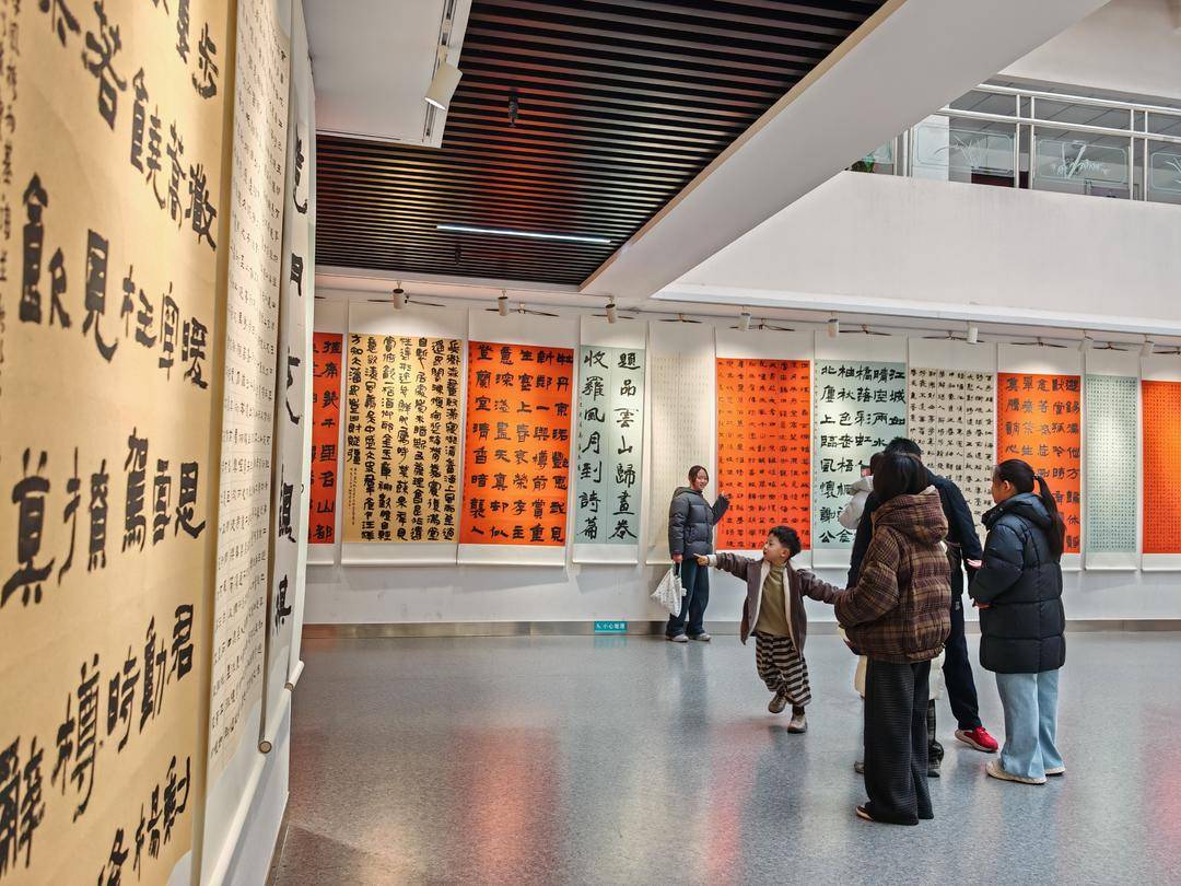 硯田十稔|52位全國書法名家與東營本土愛好者聯袂開展