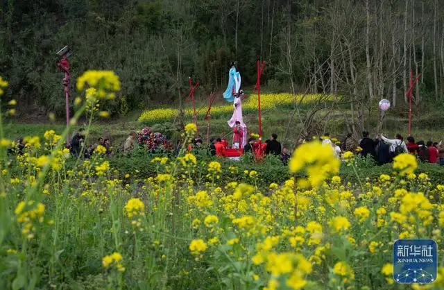 “空中戲劇”非遺巡遊：流動的民俗盛宴