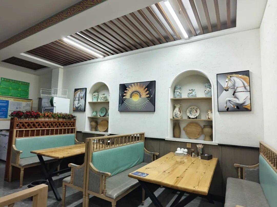 治癒西餐、24小時江湖菜、26年老店……博樂這份美食地圖收藏好！