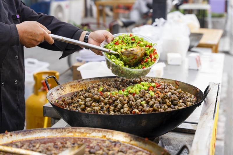 淮安洪澤蔣壩螺螄美食旅遊季啟幕 首日接待遊客超8．2萬人次