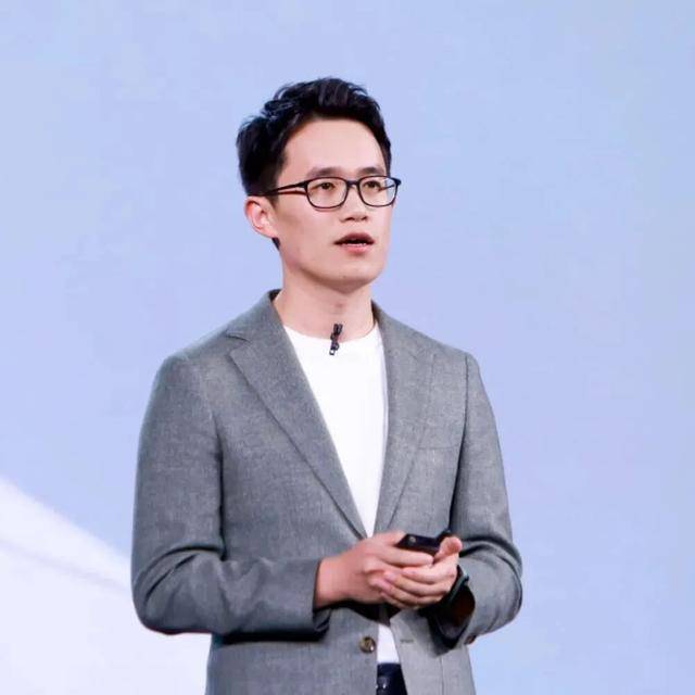 小米前高管王騰發招聘資訊，有人提議雷軍，王騰回覆警告