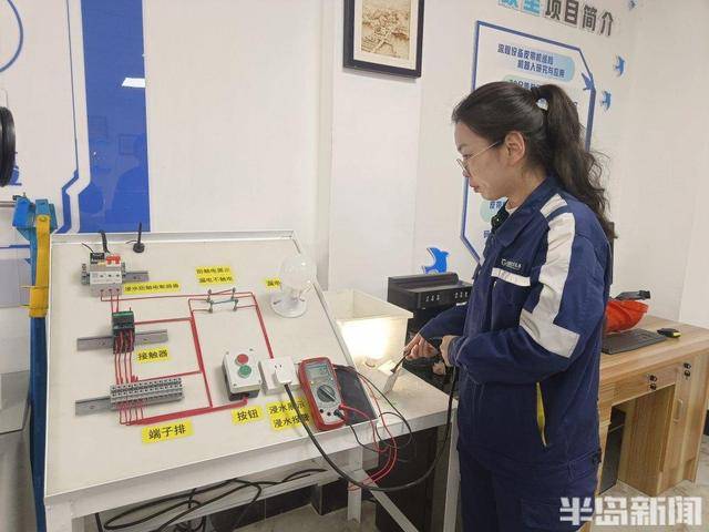 青島故事｜連造兩款機器人！女研究生紮根碼頭兩年，從基層學徒進階全市技術能手