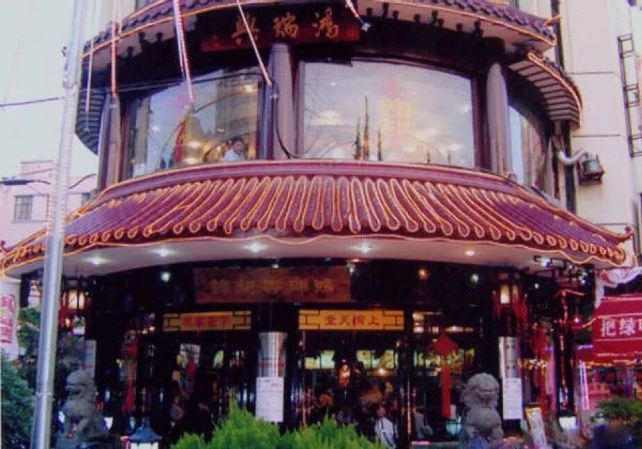 探徐匯｜從路邊攤到上海老字號，跨越半世紀的海派美食傳奇