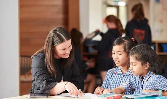 澳洲幼教，人才缺口下的移民黃金賽道！迪肯大學幼教學士