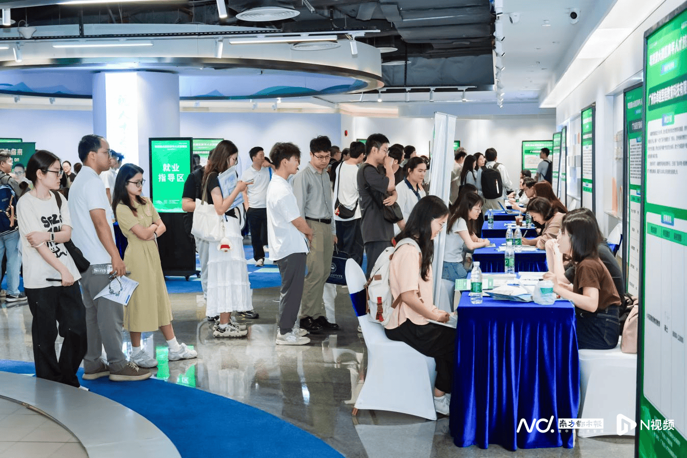 新興產業招聘需求爆發，銷售比演算法工程師更難招