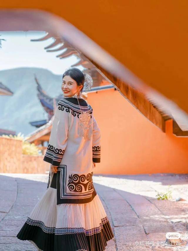 比大理浪漫！比昆明更近！高鐵直達陽光小城，2萬株藍花楹美瘋！觀海登山，美食吃到爽！