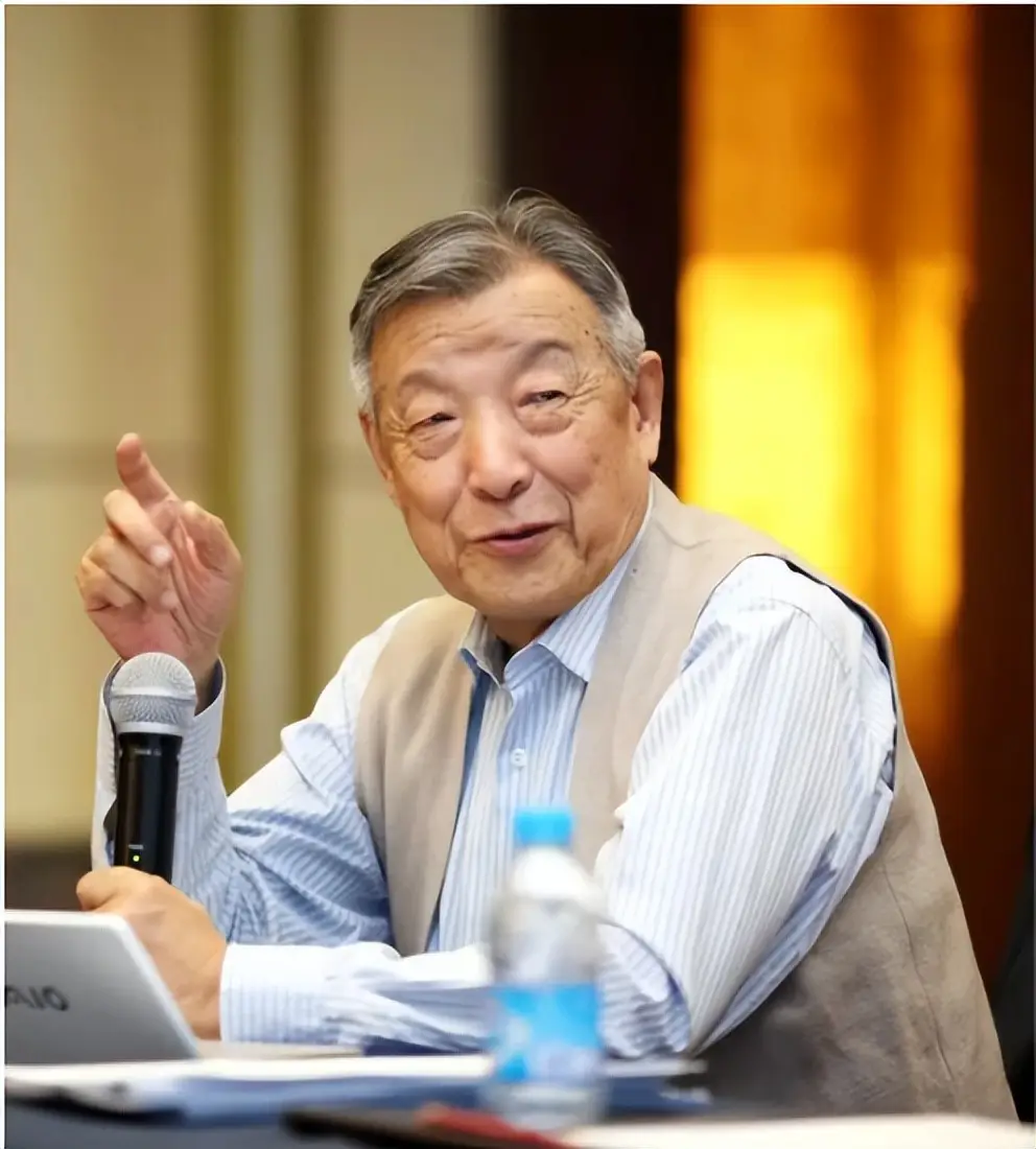 中國科學院院士、吉林大學化學學院沈家驄教授榮獲第五屆中國化學會終身成就獎