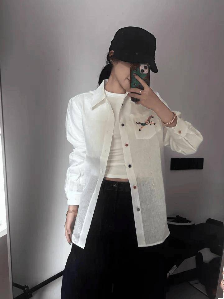 義大利百年“老錢風”，彩虹扣+小馬刺繡苧麻襯衫，穿出定製質感！