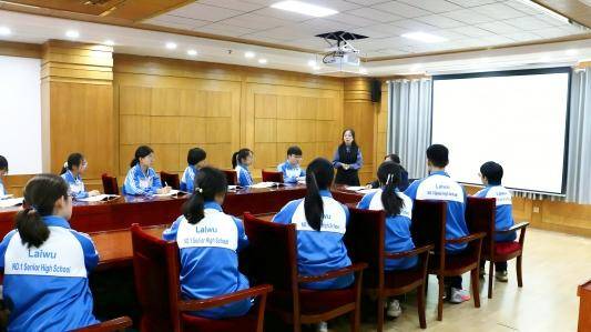 濟南市萊蕪第一中學開展“行走的思政課”實踐教學活動