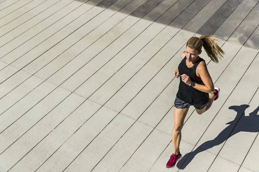 難以開口！那些藏在女性跑者背後的“小秘密”