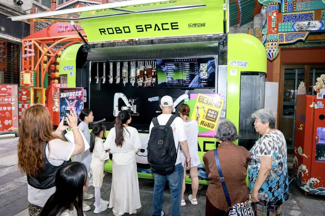 漫遊東城｜國潮場景+美食市集！“前門國風節”太好逛啦→