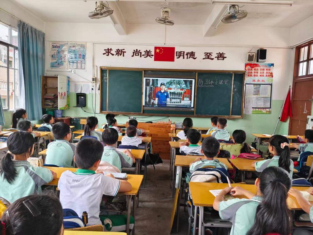 珍愛生命 防“溺”於未然：尋烏縣城關小學開展防溺水安全教育