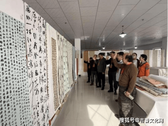 “藝術北疆 文化暖城 ”首屆墨海杯全國書法作品展評審紀實