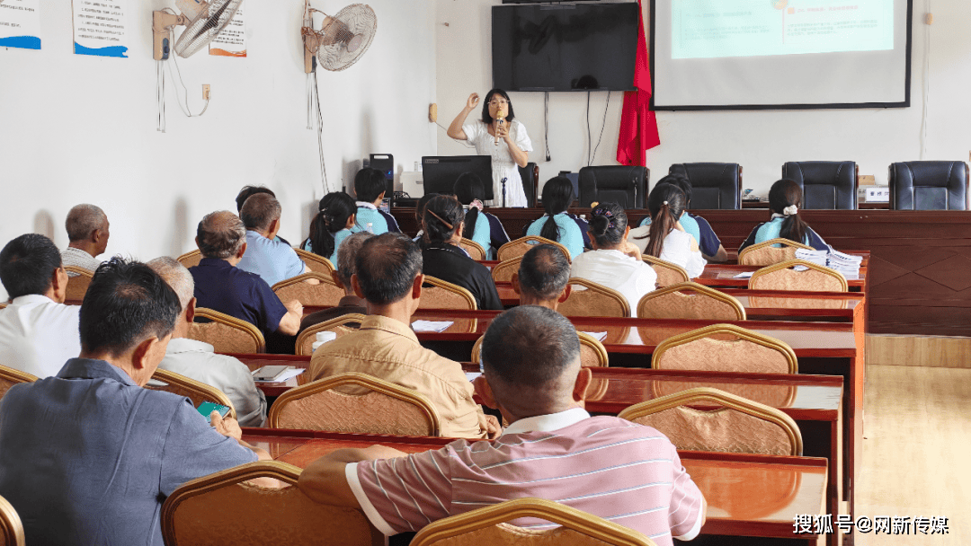 巴中市恩陽區職業中學師生送技下鄉 賦能鄉村振興