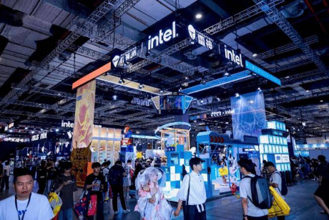 Bilibili World 2026，英特爾用硬核科技點亮幻想次元